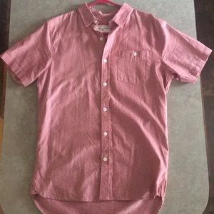 Shortsleeved button down